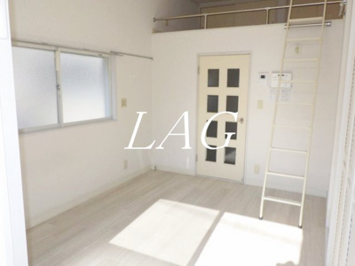 【居間・リビング】 | ゆうゆうはいむ | 洋室のお部屋です。