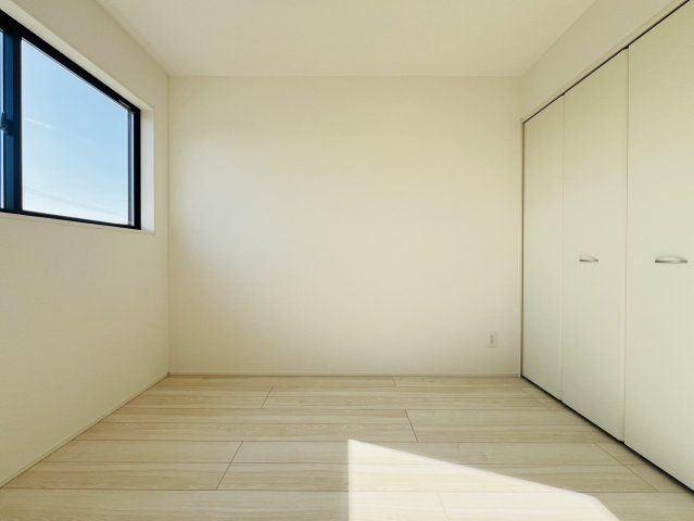 碧南市日進町4丁目22番『仲介手数料無料』新築一戸建て・建売の洋室