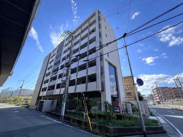 西宮市深津町の賃貸マンションの外観
