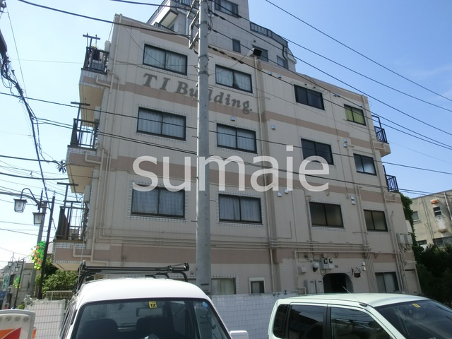 ＴＩビルの外観|通り沿いなので安心出来るマンションです♪