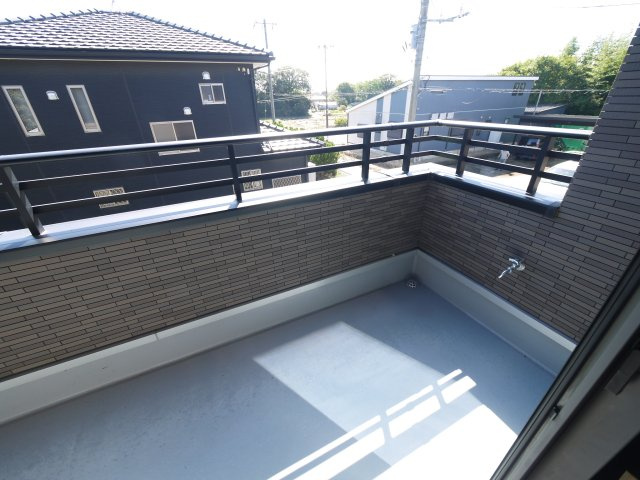 山武郡横芝光町宮川　中古戸建のバルコニー|内装リフォーム済み令和8年9月済  オール電化 敷地約103坪 お庭でBBQが可能です 駐車4台可能