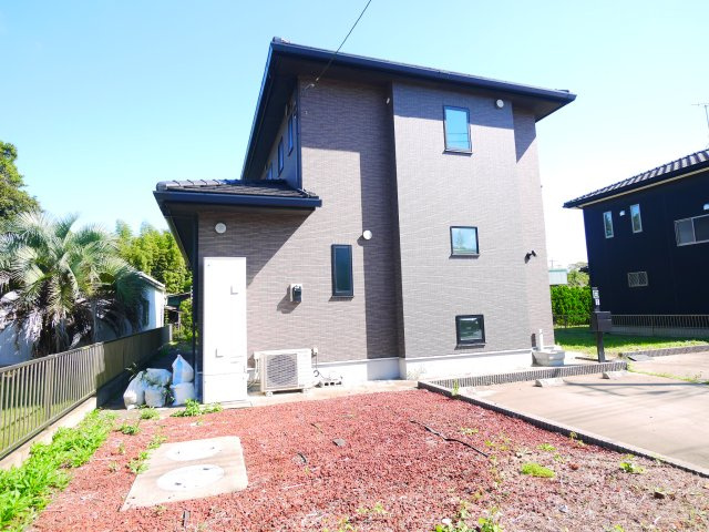 山武郡横芝光町宮川　中古戸建の外観|内装リフォーム済み令和8年9月済  オール電化 敷地約103坪 お庭でBBQが可能です 駐車4台可能
