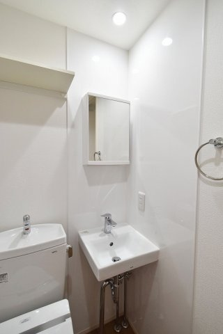 【洗面所】 | サザンフロント六町 | 同一仕様写真
