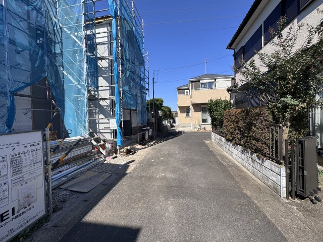 松戸市大金平４丁目新築戸建（大金平６期）の前面道路含む現地写真|北東側前面道路