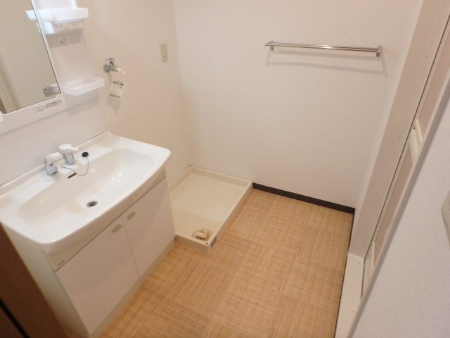 【洗面所】 | レルンブラール | 使いやすい洗面所です