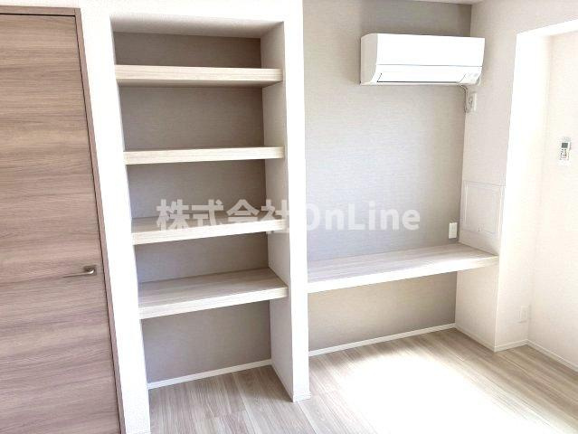 八尾市南植松町４丁目のアパートの内装