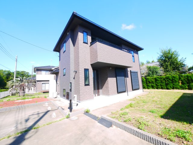 山武郡横芝光町宮川　中古戸建の外観|内装リフォーム済み令和8年9月済  オール電化 敷地約103坪 お庭でBBQが可能です 駐車4台可能
