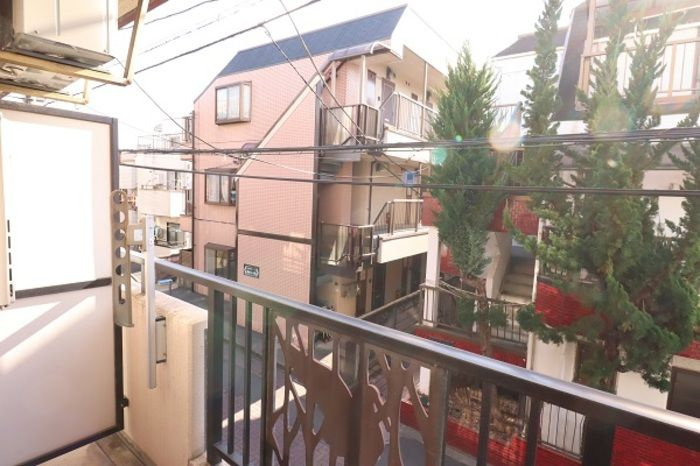鶴寿館のバルコニー