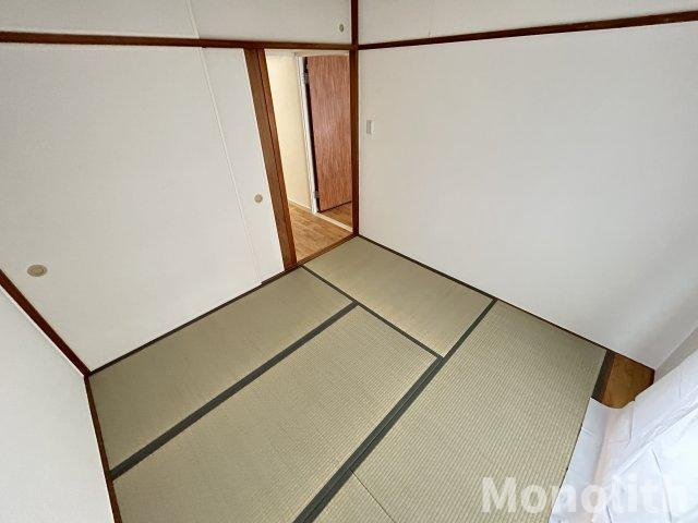 光明台32号棟の和室