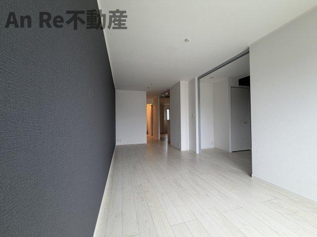 グランメゾンⅠの居間・リビング|別部屋イメージ写真