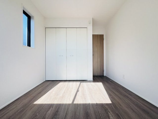 碧南市日進町4丁目22番『仲介手数料無料』新築一戸建て・建売の洋室