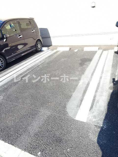 特典：仲介手数料が50％OFFです‼の駐車場