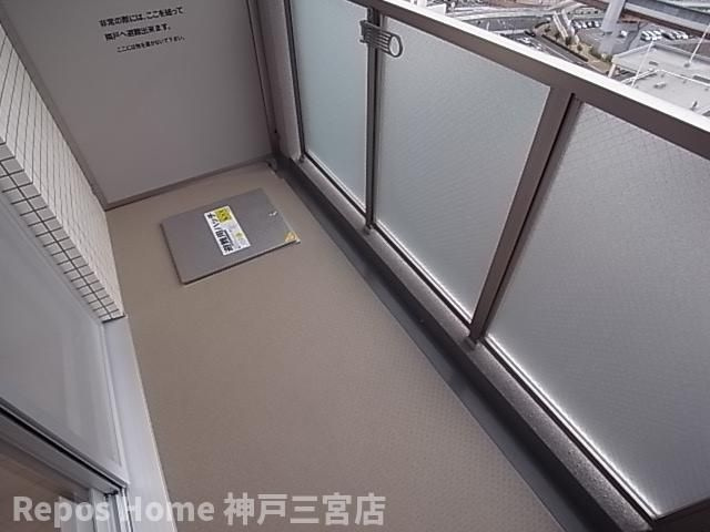 エスリード神戸海岸通のバルコニー