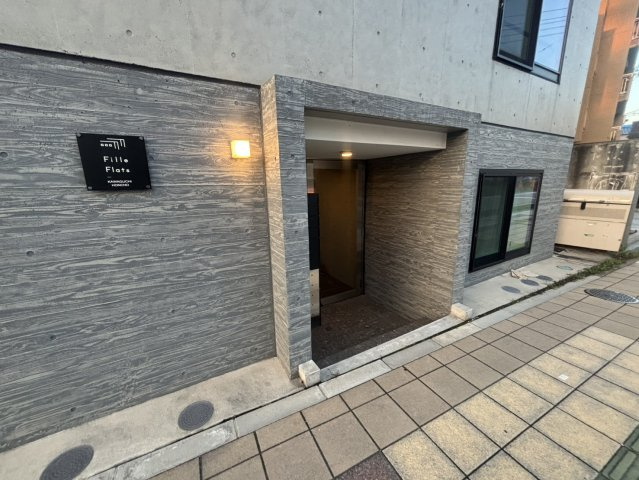 File Flats KAWAGUCHI-HONCHO(のエントランス