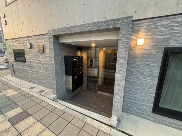 File Flats KAWAGUCHI-HONCHO(のエントランス