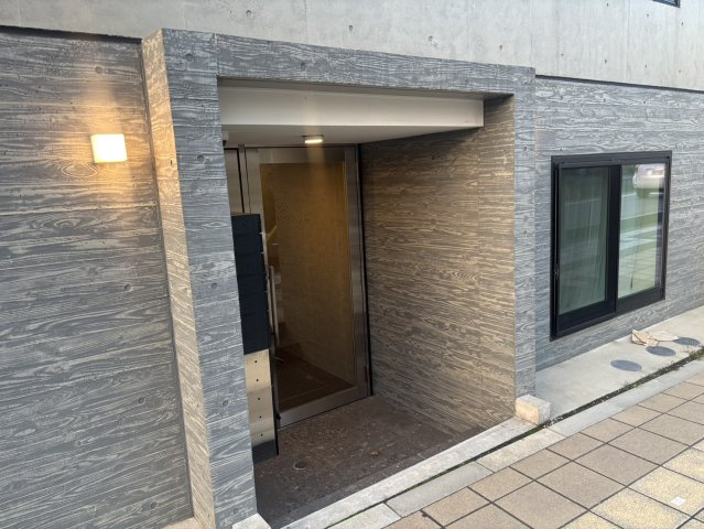 File Flats KAWAGUCHI-HONCHO(のエントランス