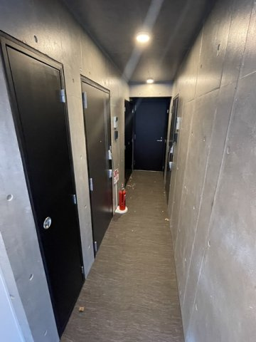 File Flats KAWAGUCHI-HONCHO(の玄関
