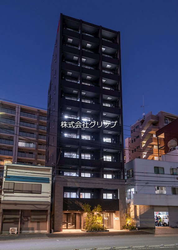 Le'a横濱阪東橋弐番館の外観