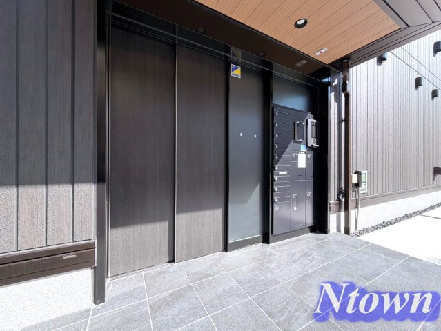 【エントランス】 | セレスティア城西 | 建物の内部です