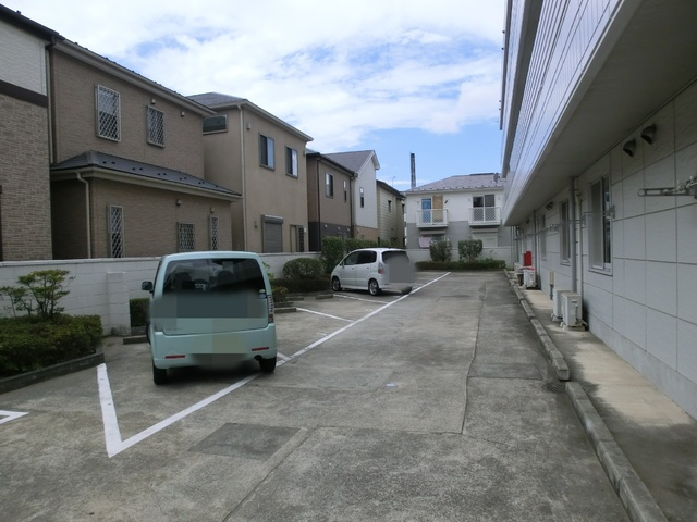 小栗原ハイツの駐車場|駐車場空き有(要確認)