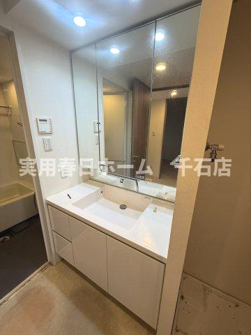 ※同間取り別部屋参考写真　クリーニング前　