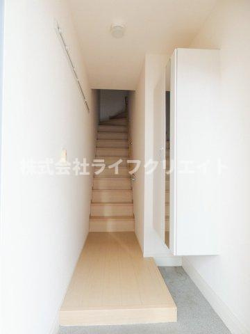 エスペランサ日野の玄関