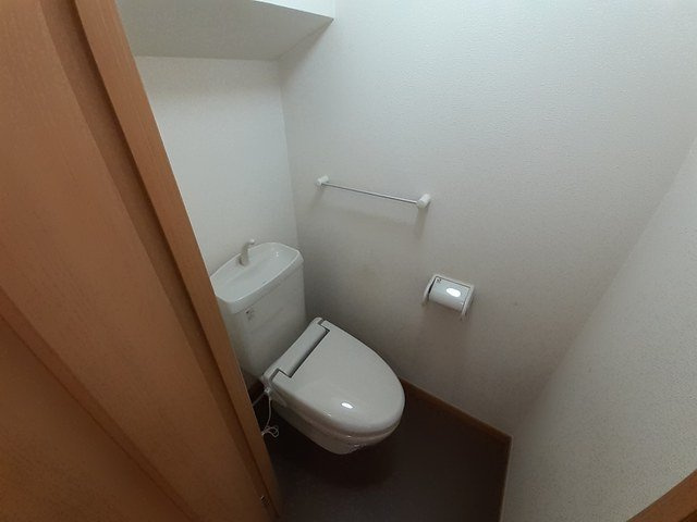 アンソレイエ　（平群町）のトイレ|シンプルで使いやすいトイレです