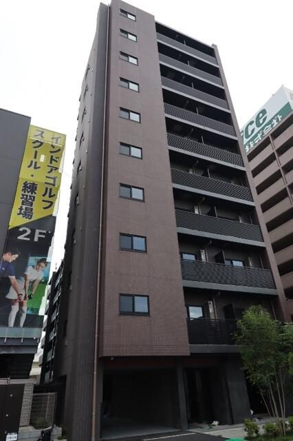 ジェノヴィア新子安の外観