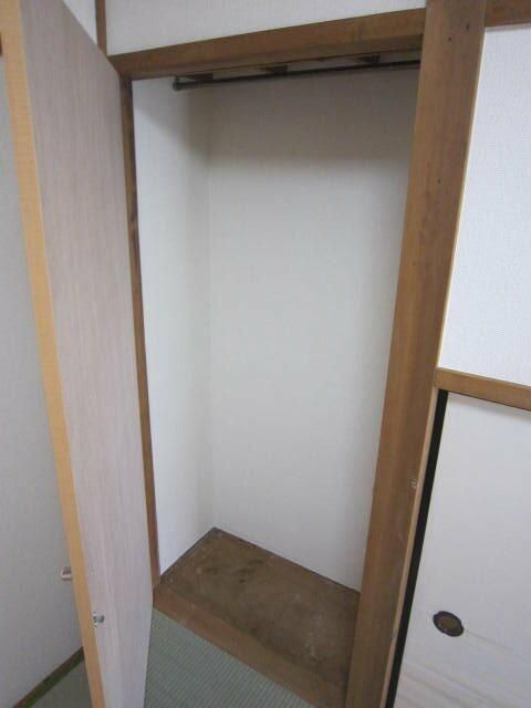 日枝荘の収納