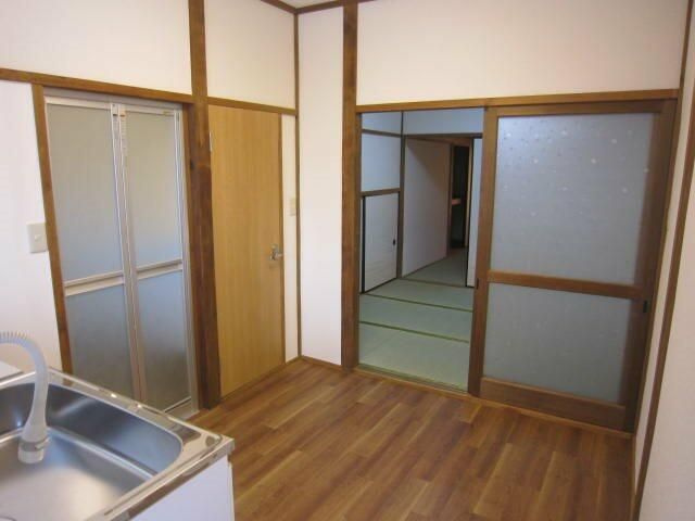 日枝荘の居間・リビング