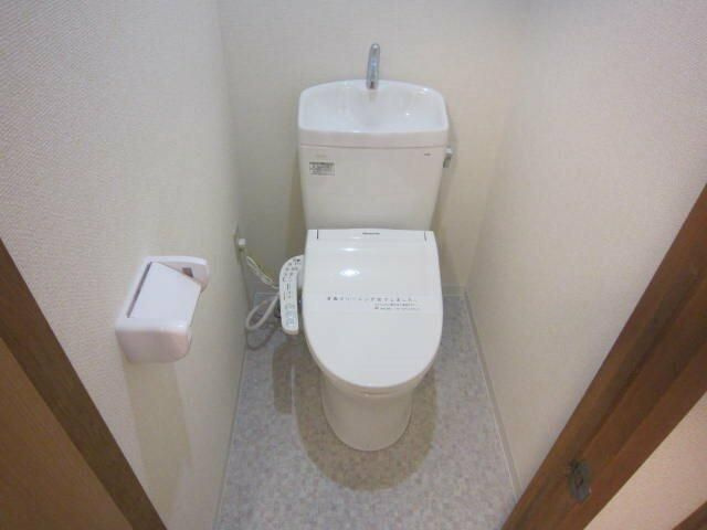 日枝荘のトイレ
