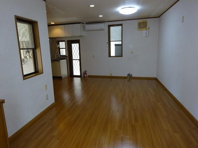 西戸部町貸家の設備