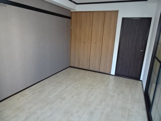サンベイル横浜南の洋室