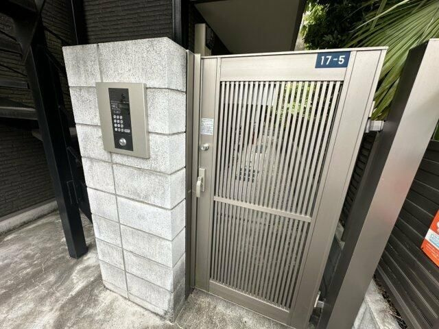 ＦＯＲＴＵＮＡ　ＹＯＫＯＨＡＭＡのエントランス