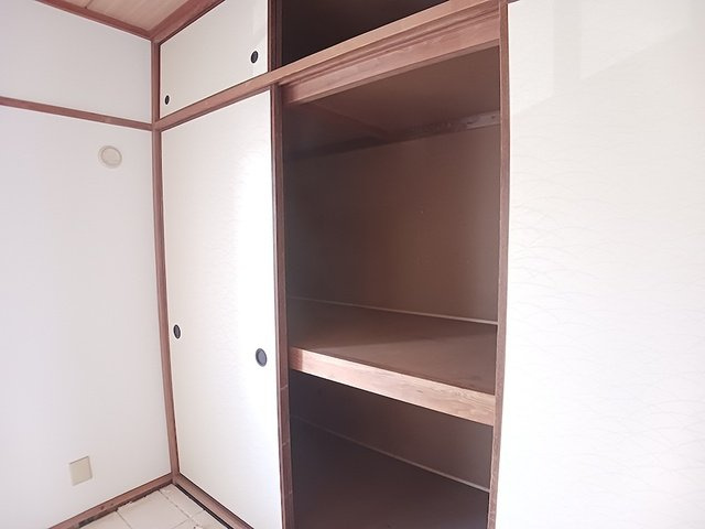 三室山コープタウン２号棟の収納|収納豊富です