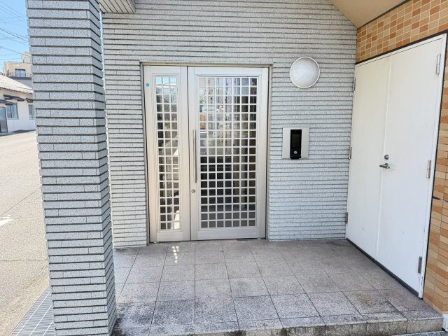 プリムローズのエントランス