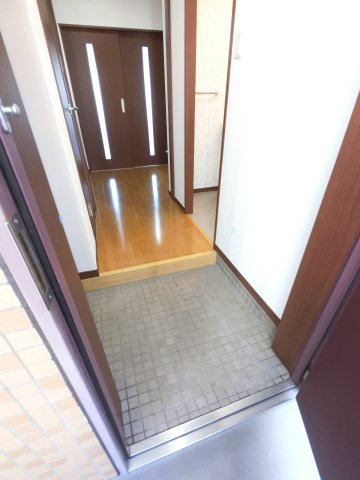 ルーラル十五番館の玄関