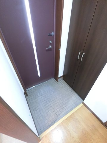 ルーラル十五番館の玄関
