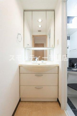 エステムプラザ大阪セントラルシティの洗面所