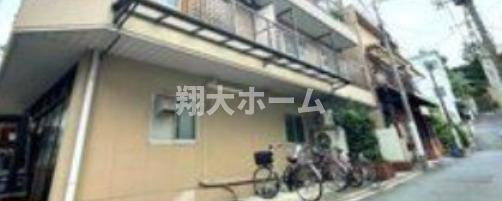 関口ビルのエントランス