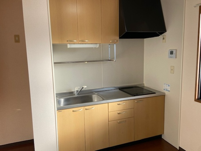 オーべルジュのキッチン|別部屋反転間取りのお写真となります。