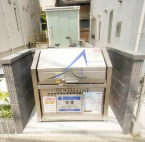 グランシャリオのその他共用部分|敷地内ごみ置き場です。