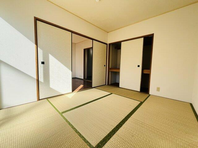 川崎市多摩区宿河原２丁目の賃貸マンションの和室