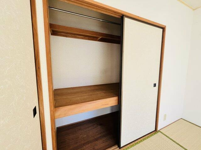 川崎市多摩区宿河原２丁目の賃貸マンションの収納