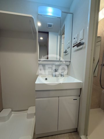 S-RESIDENCE松屋町asence　中央小学校区の独立洗面台|S-RESIDENCE松屋町asence　独立洗面台