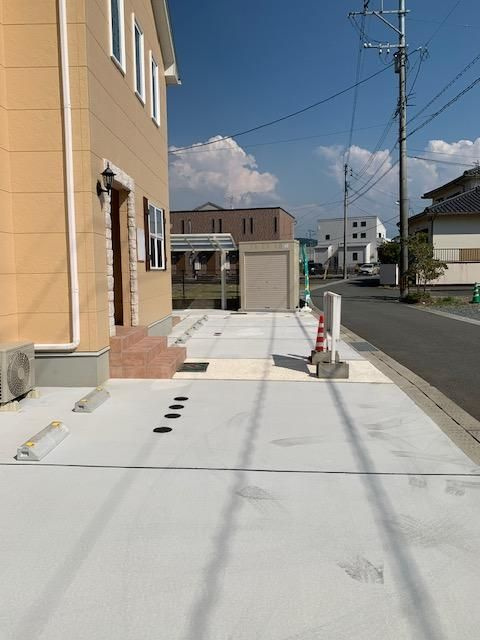 ローズコートの駐車場