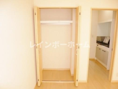 八千代市八千代台南３丁目のアパートの収納