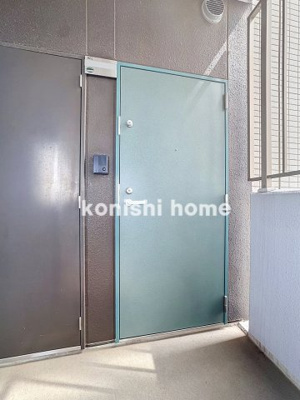 【玄関】 | ブラン　コライユ  | ※同タイプ、別部屋写真使用。