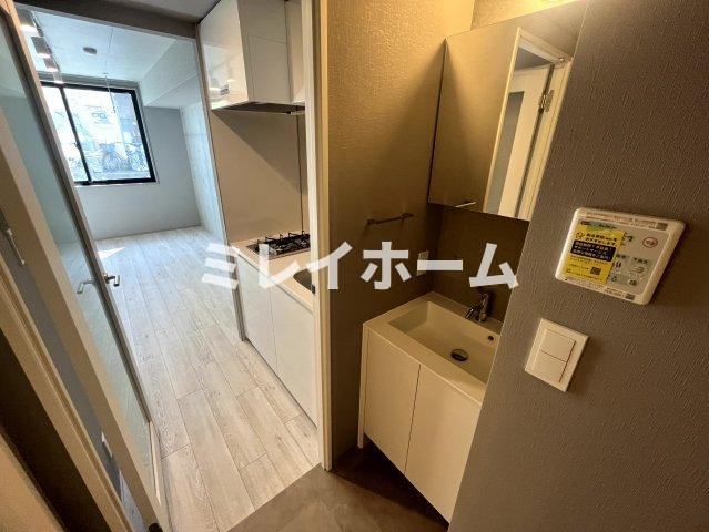 GENOVIA大森町の独立洗面台