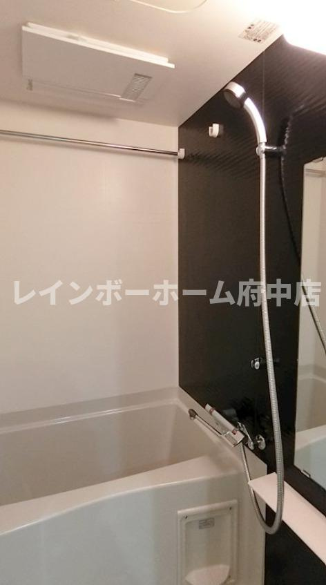 プレセダンヒルズ八王子の浴室